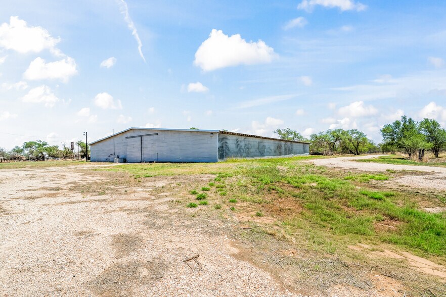 901 Underwood Street, Littlefield, TX à vendre - Photo de l’immeuble – Image 2 sur 49