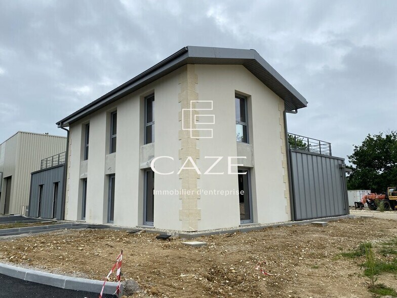 Bureau dans Artigues-près-Bordeaux à vendre - Photo de l’immeuble – Image 1 sur 6