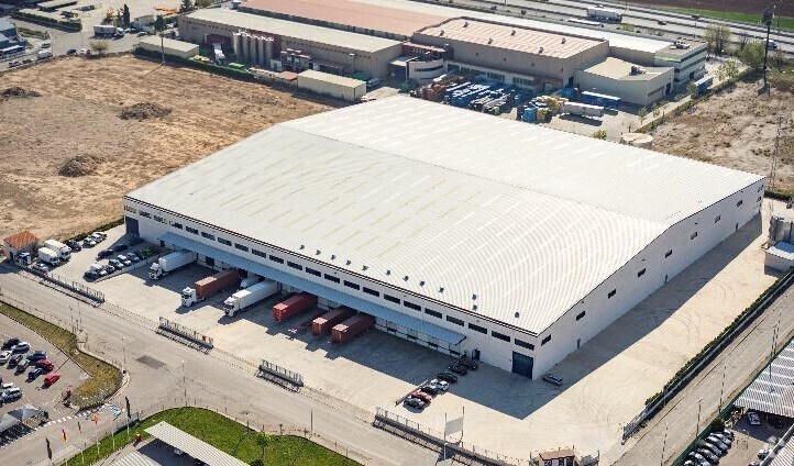 Industriel/Logistique dans Azuqueca de Henares, Guadalajara à louer Photo principale– Image 1 sur 5