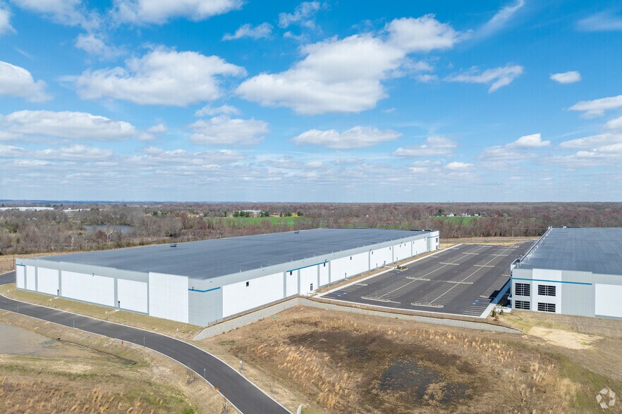 24 N Game Creek Rd, Carneys Point, NJ à louer - Aérien – Image 2 sur 6