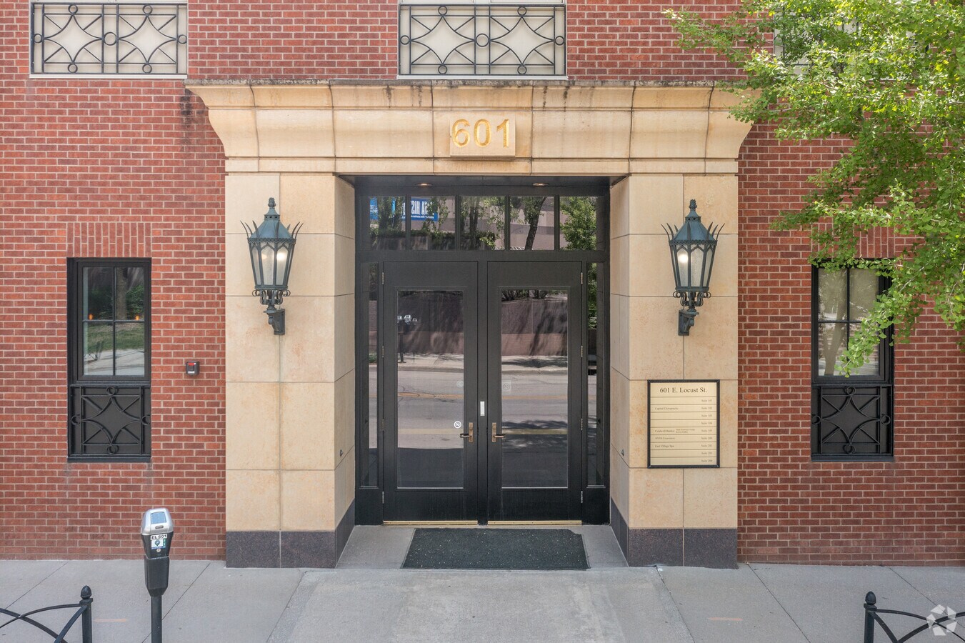 View Photo