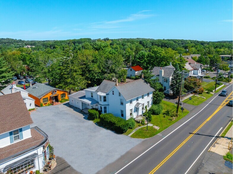 5812 Route 202, Lahaska, PA à vendre - Photo de l’immeuble – Image 2 sur 13