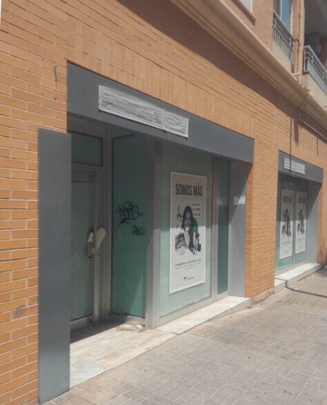 Immeuble residentiel dans Sagunto, Valencia à vendre - Photo intérieure – Image 2 sur 2