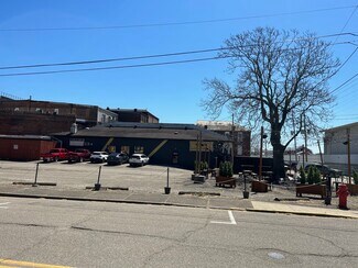 Plus de détails pour 181 Front St, Marietta, OH - Local commercial à louer
