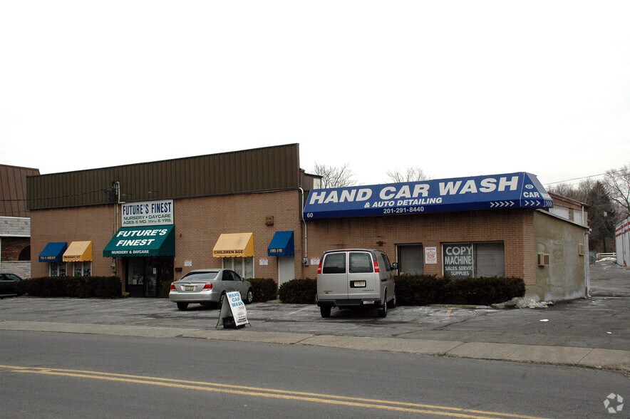 60 W Passaic St, Rochelle Park, NJ à louer - Photo principale – Image 1 sur 4