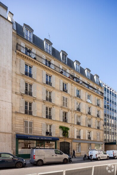 141 Rue De L'Universite, Paris à louer - Photo principale – Image 1 sur 1