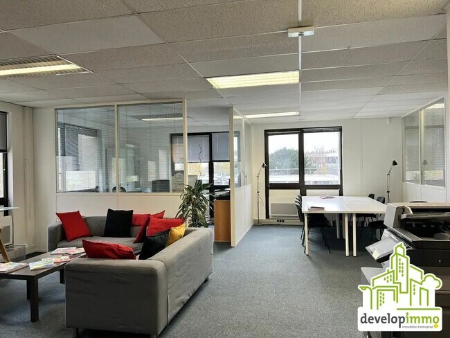 Plus de détails pour Bureau à louer