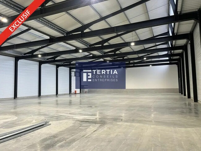 Plus de détails pour Bureau, Local d'activités à louer