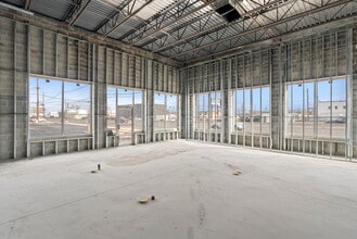 328 State Rt 17, Carlstadt, NJ à louer Photo intérieure– Image 1 sur 8