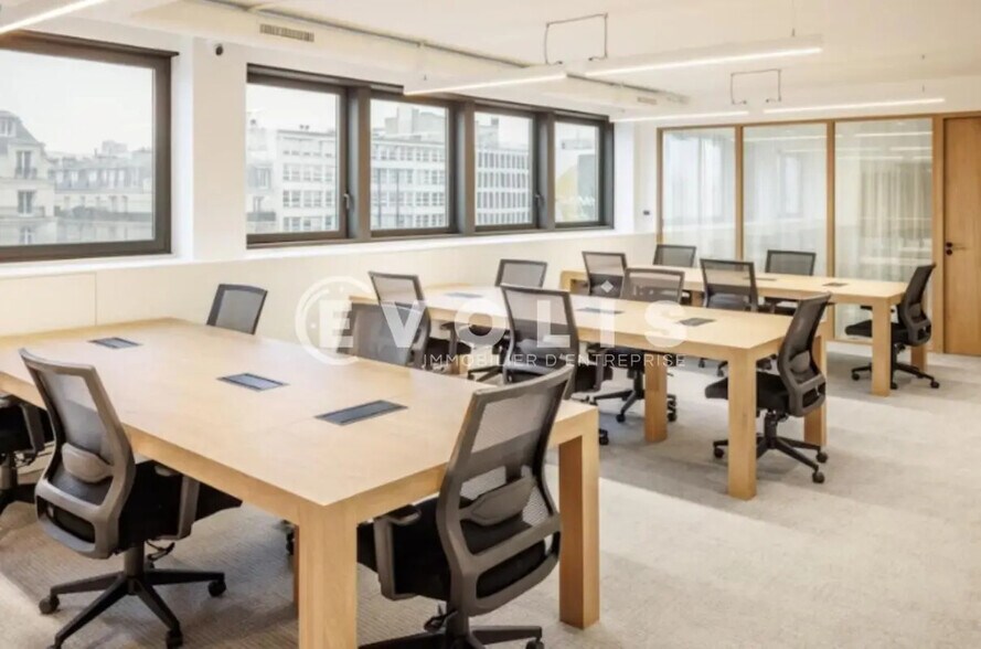 Bureau dans Neuilly-sur-Seine à louer - Photo intérieure – Image 1 sur 12