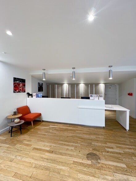 Espace de coworking dans Lille à louer - Photo intérieure – Image 2 sur 21