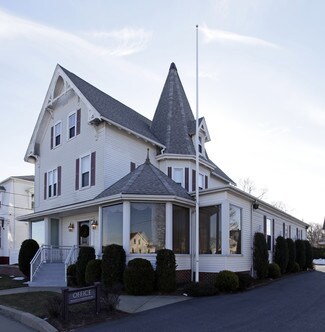 Plus de détails pour 684 Park Ave, Cranston, RI - Bureau à louer