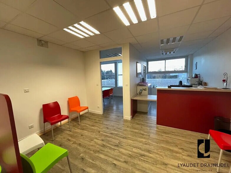 Bureau dans Roanne à vendre - Photo de l’immeuble – Image 1 sur 6