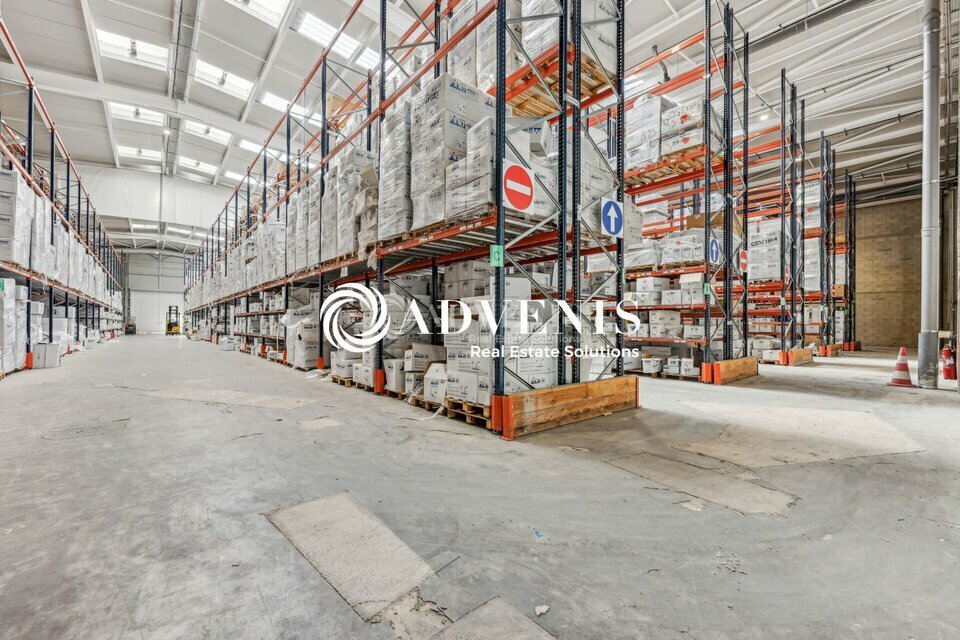 Industriel/Logistique dans Chelles à vendre Photo de l’immeuble– Image 1 sur 13