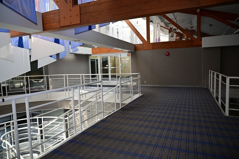 7657 50th St NW, Edmonton, AB à louer - Photo intérieure – Image 3 sur 8