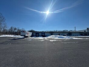 2060 Main St, Apalachin, NY à louer Photo intérieure– Image 1 sur 3