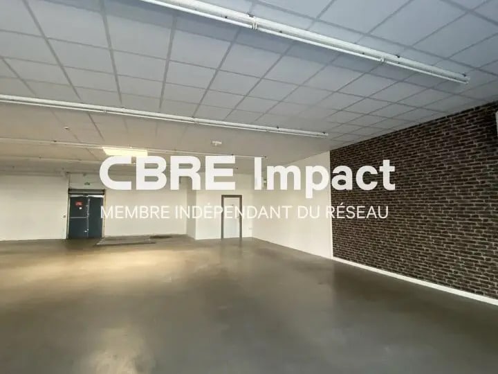 Local commercial dans Montceau-les-Mines à louer - Photo intérieure – Image 3 sur 4