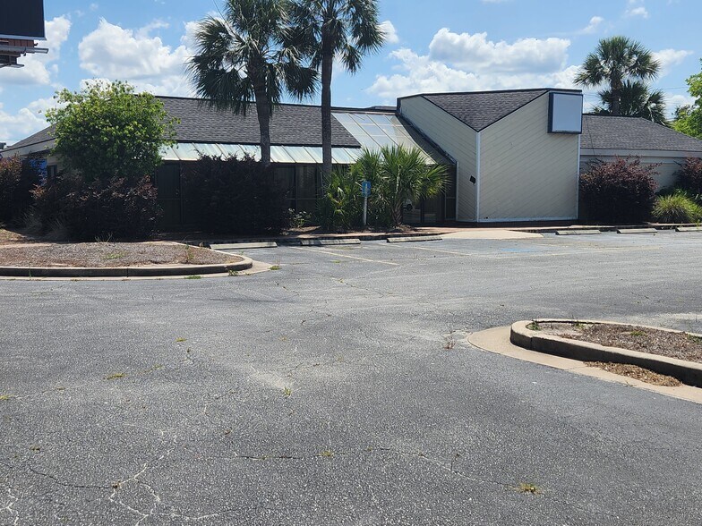 2723 Glynn Ave, Brunswick, GA à louer - Photo de l’immeuble – Image 2 sur 3