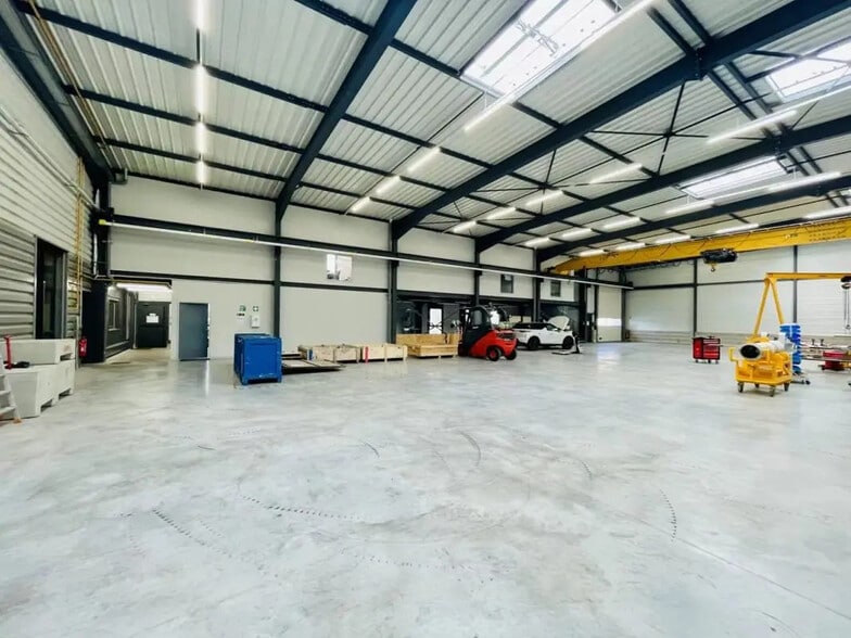 Industriel/Logistique dans Château-Gaillard à louer - Photo de l’immeuble – Image 2 sur 12