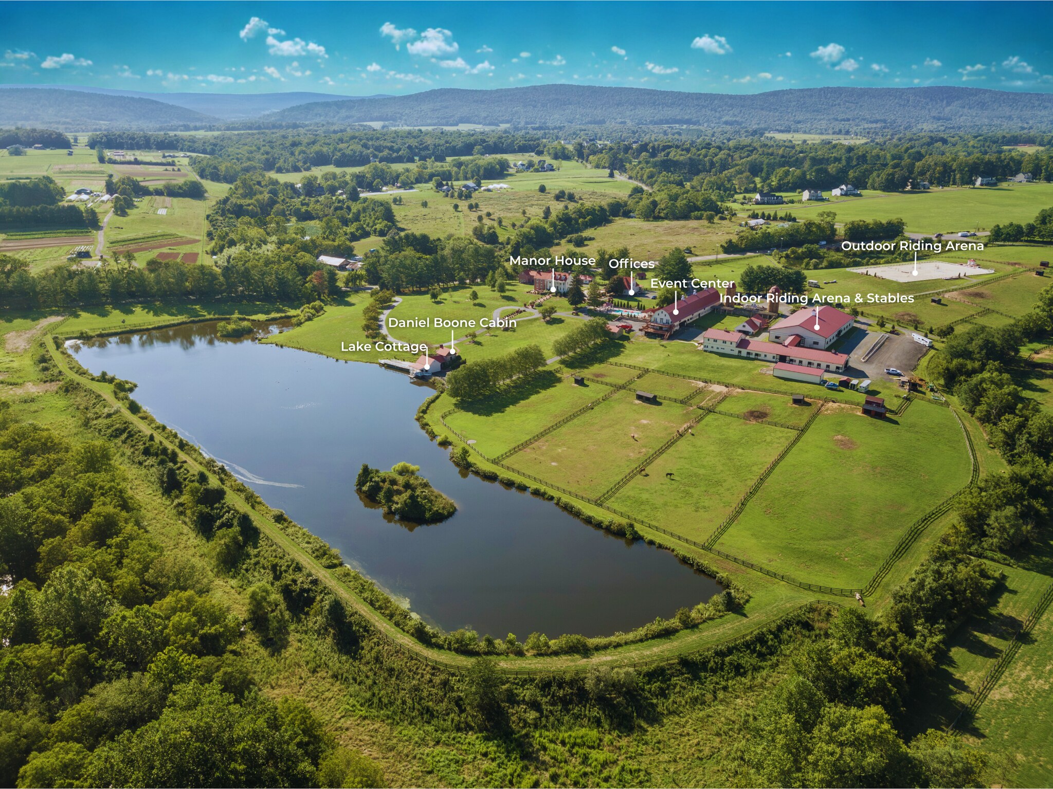 15158 Berlin Tpke, Purcellville, VA à louer Photo principale– Image 1 sur 36