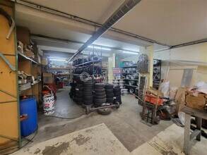 Local d’activités dans Saint-Denis à louer Photo de l’immeuble– Image 2 sur 4