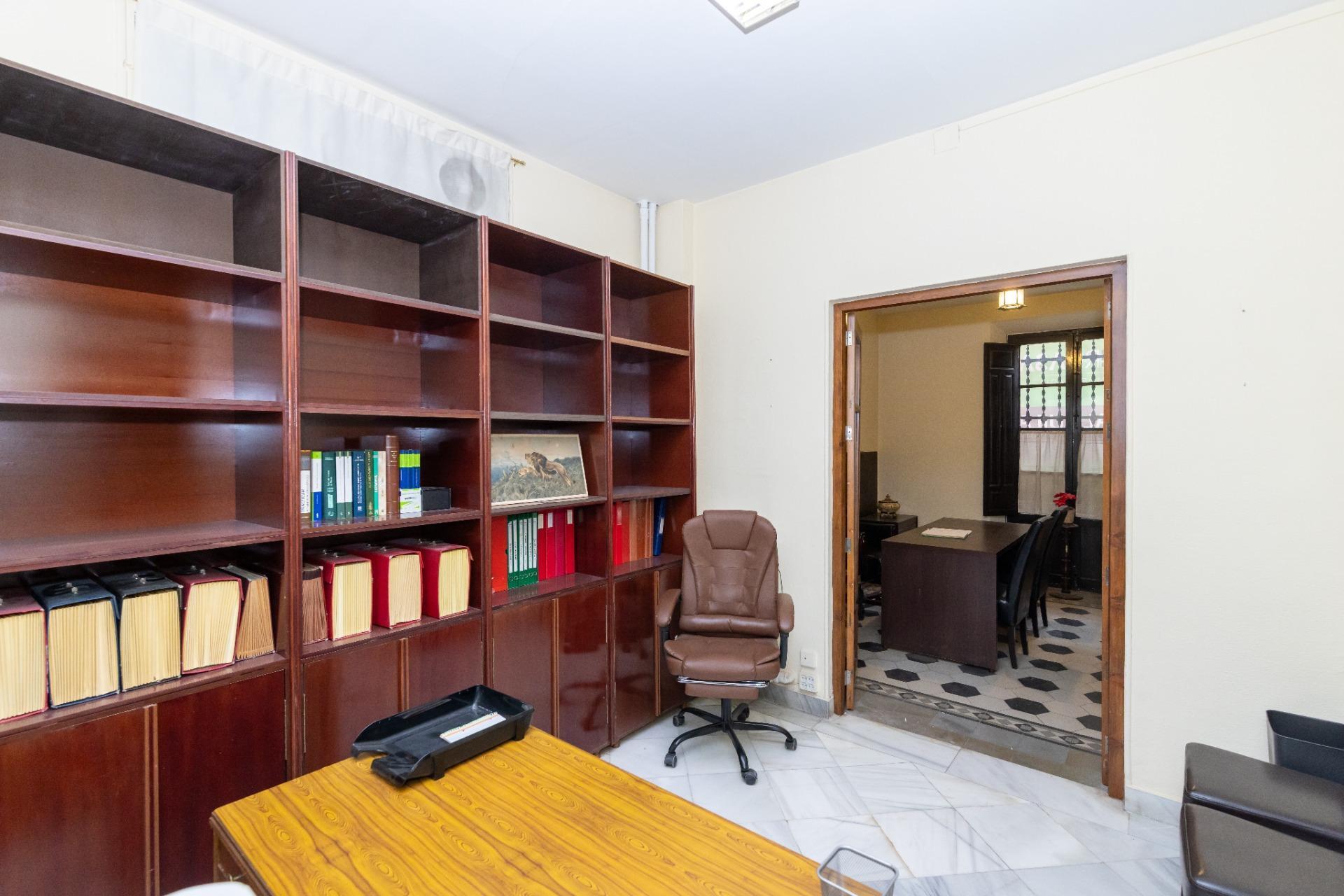 Bureau dans Granada à louer Photo intérieure– Image 1 sur 12