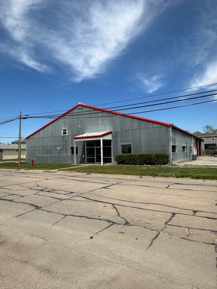 2242 Silver St, Ashland, NE à louer - Photo de l’immeuble – Image 3 sur 28