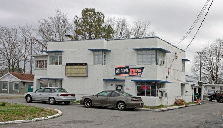 1733 Virginia Beach Blvd, Virginia Beach, VA à vendre - Photo de l’immeuble – Image 2 sur 2