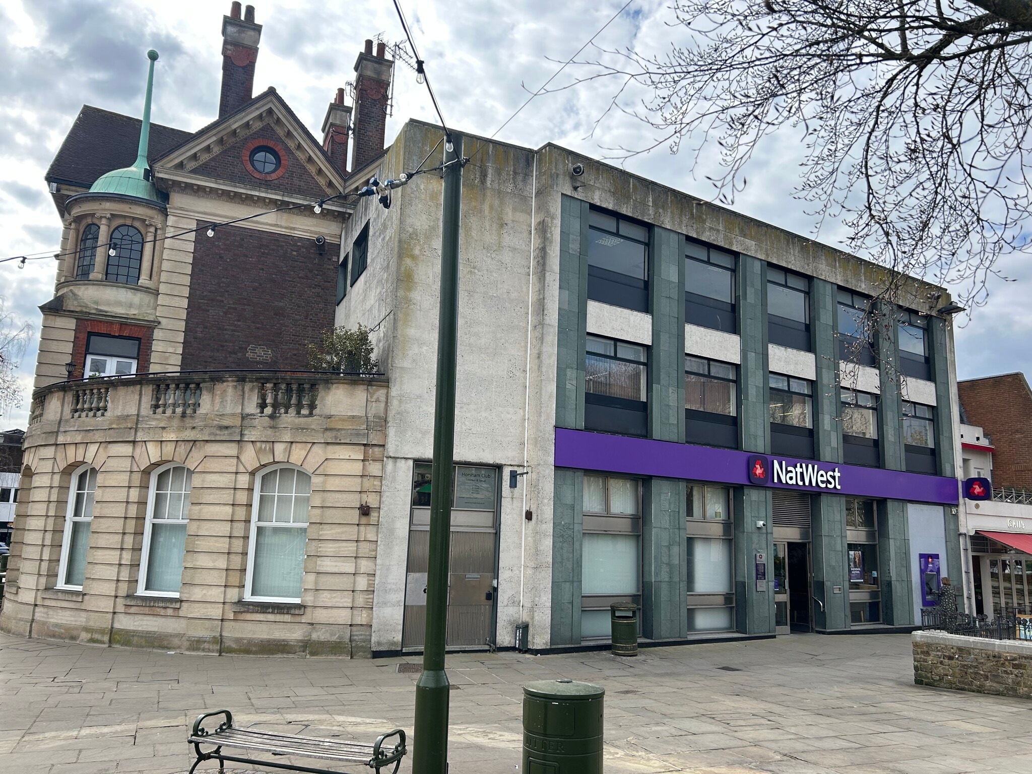 47 Carfax, Horsham à louer Photo principale– Image 1 sur 6
