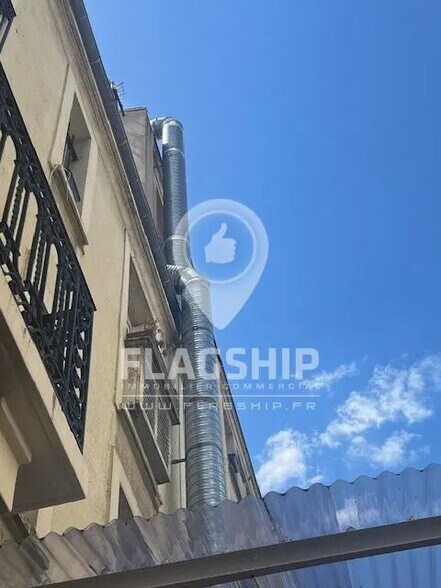 Local commercial dans Paris à louer - Photo de l’immeuble – Image 2 sur 5