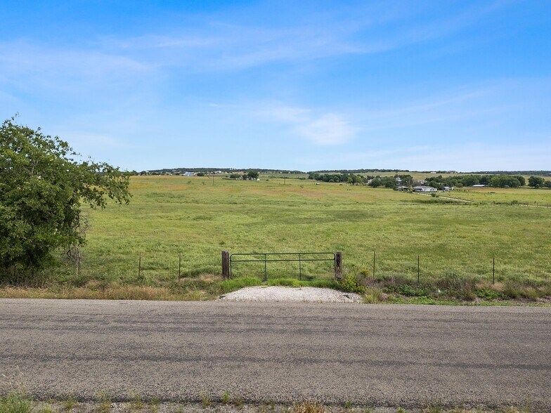 355 County Road 154, Georgetown, TX à vendre - Photo de l’immeuble – Image 2 sur 16
