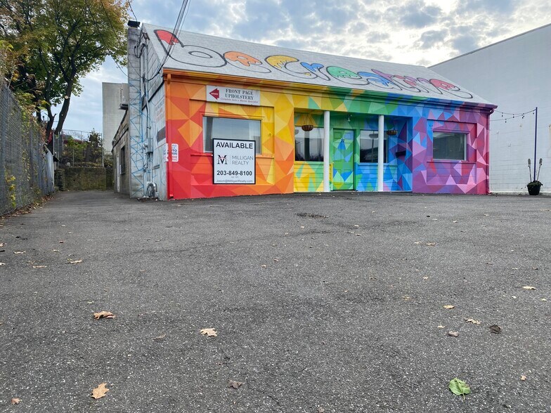 22 Leonard St, Norwalk, CT à vendre - Photo de l’immeuble – Image 1 sur 47