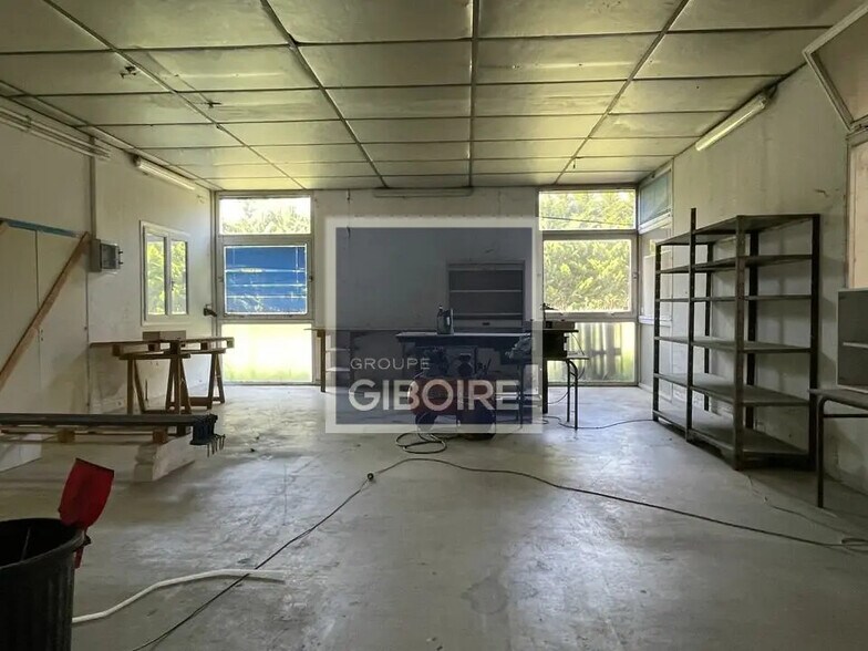 Industriel/Logistique dans Le Rheu à louer - Photo de l’immeuble – Image 2 sur 6