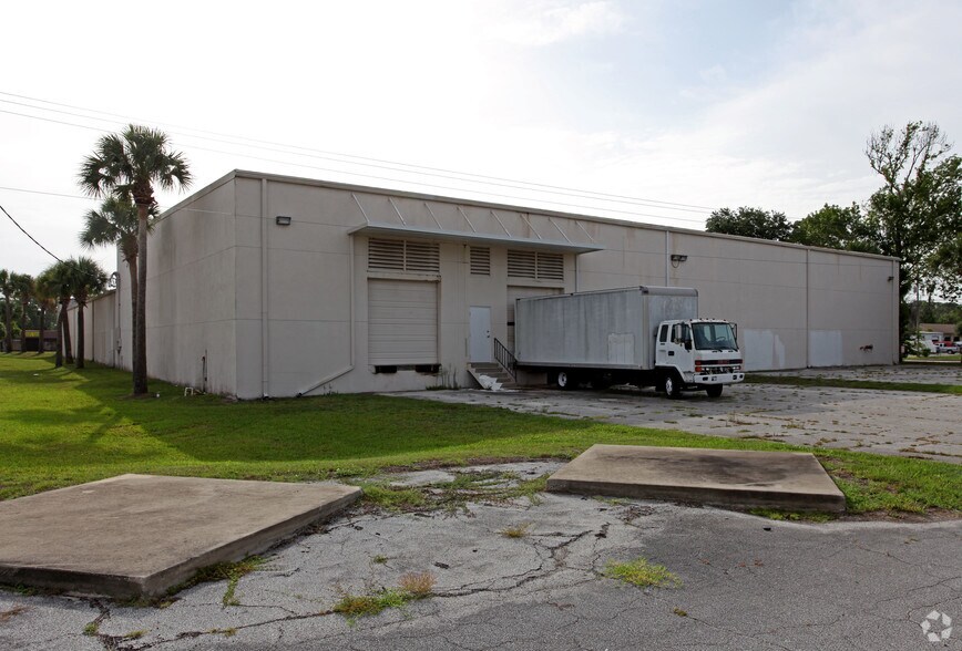 298 S Yonge St, Ormond Beach, FL à vendre - Photo de l’immeuble – Image 3 sur 34