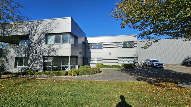 Plus de détails pour 12 Rue De Lorraine, Wittenheim - Local d'activités à louer