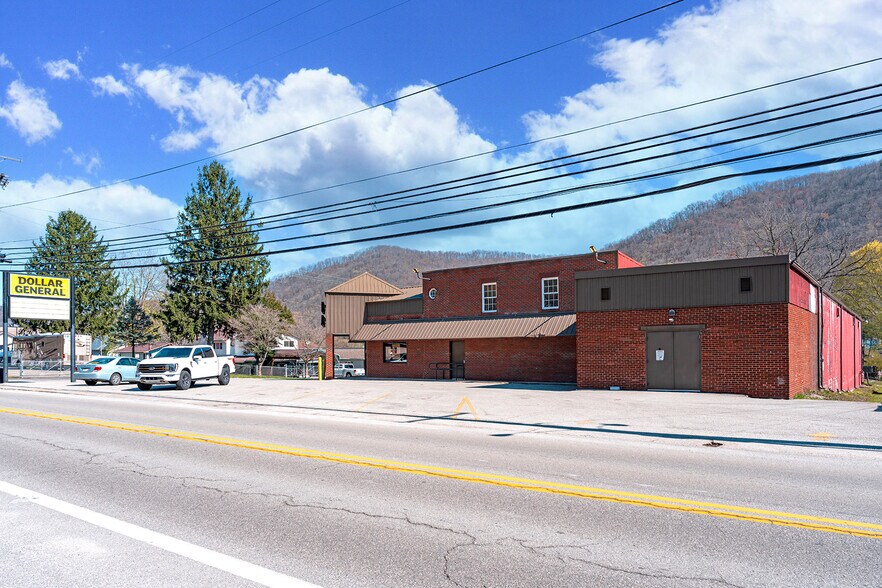 12604 Maccorkle Ave, Chesapeake, WV à vendre - Photo de l’immeuble – Image 3 sur 5