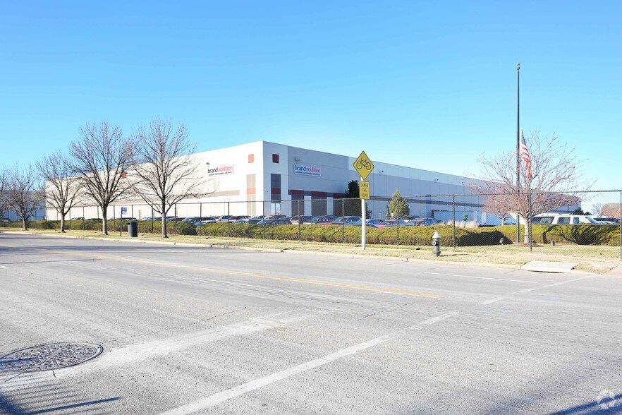 909-1019 N 20th St, Saint Louis, MO à louer - Photo de l’immeuble – Image 1 sur 8