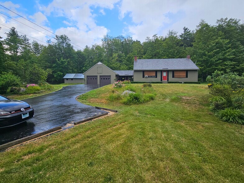 24 Labombard Rd, Lebanon, NH à vendre - Photo de l’immeuble – Image 3 sur 7