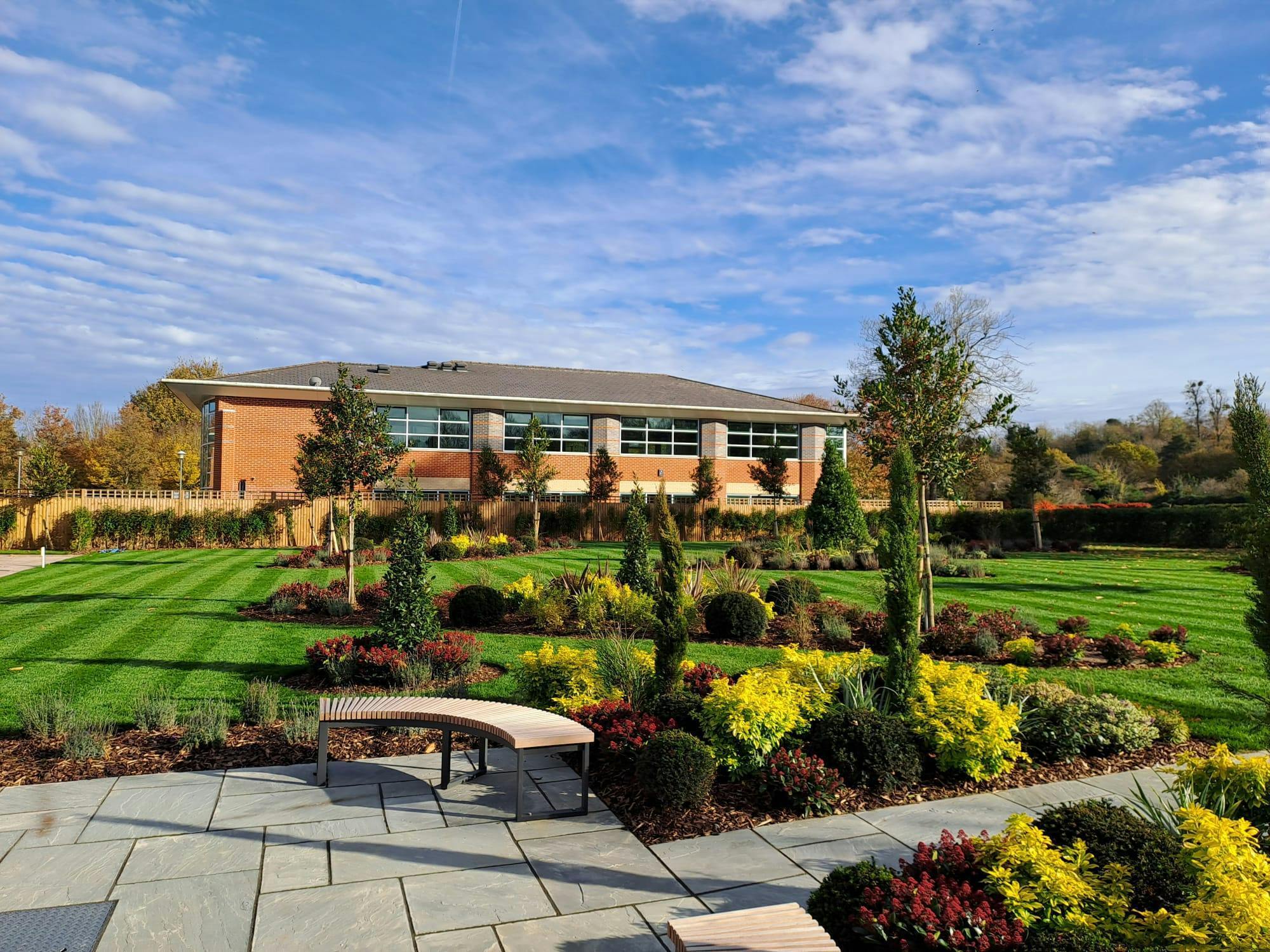 Waltham Rd, Maidenhead à louer Photo de l’immeuble– Image 1 sur 13