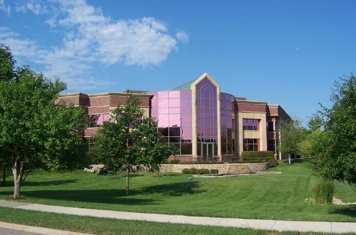 3401 College Blvd, Leawood, KS à louer - Photo de l’immeuble – Image 2 sur 14