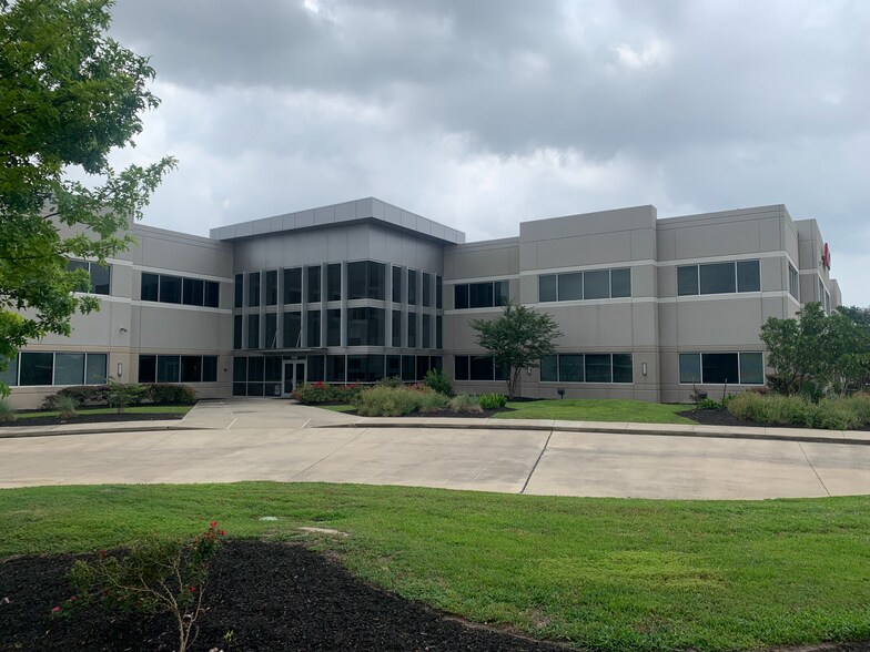 7310 N Eldridge Pky, Houston, TX à louer - Photo de l’immeuble – Image 3 sur 13