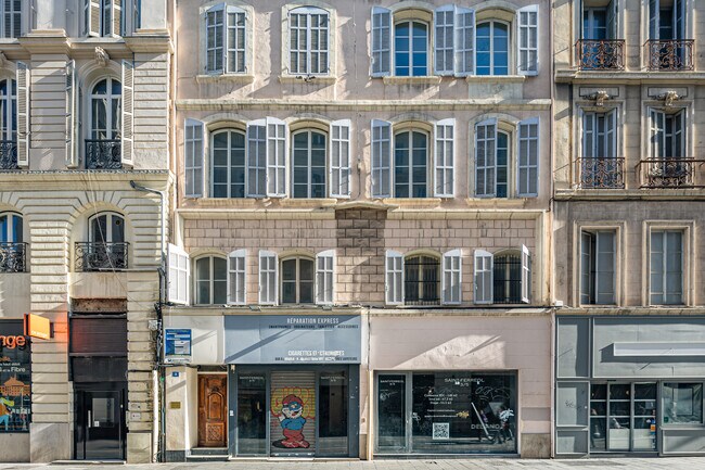Plus de détails pour 3-5 Rue Saint Ferreol, Marseille - Bureau à louer