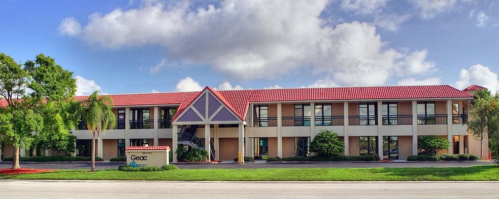 5509 W Gray St, Tampa, FL à vendre - Photo de l’immeuble – Image 2 sur 13