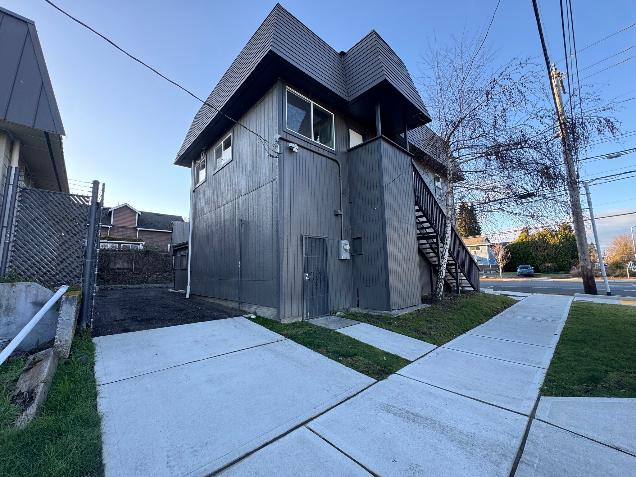 2102 S 12th St, Tacoma, WA à vendre Photo de l’immeuble– Image 1 sur 20