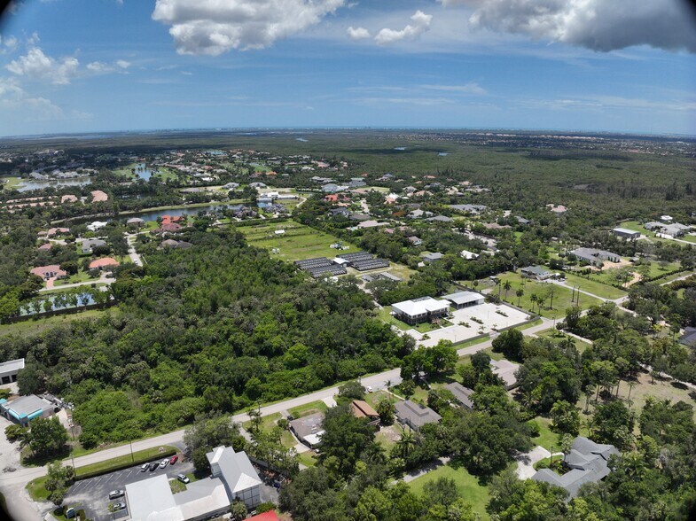 11Acre Agritourism/Mixed-Use Opportunity portefeuille de 3 biens à vendre sur LoopNet.fr – Image 3 sur 63