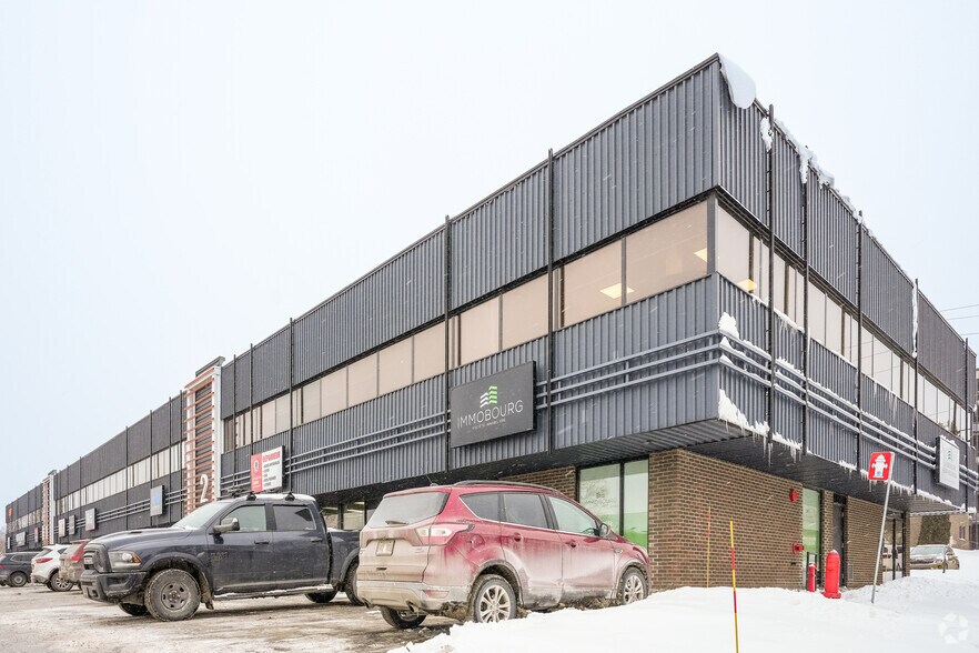 5350 Boul Henri-Bourassa, Québec, QC à louer - Photo de l’immeuble – Image 2 sur 3