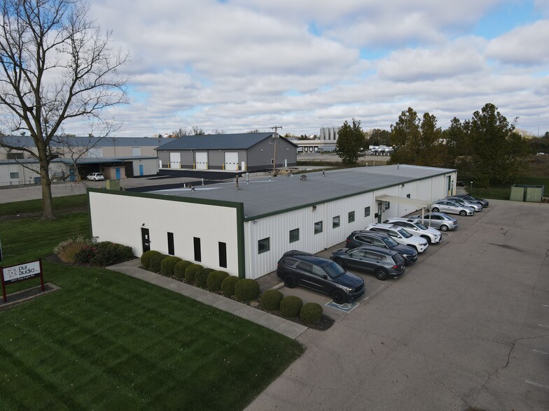 3541 Stop Eight Rd, Dayton, OH à louer - Photo de l’immeuble – Image 1 sur 18