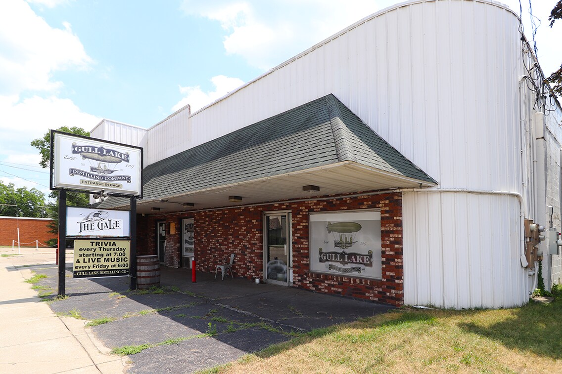 92 E Michigan Ave, Galesburg, MI à vendre Photo de l’immeuble– Image 1 sur 56