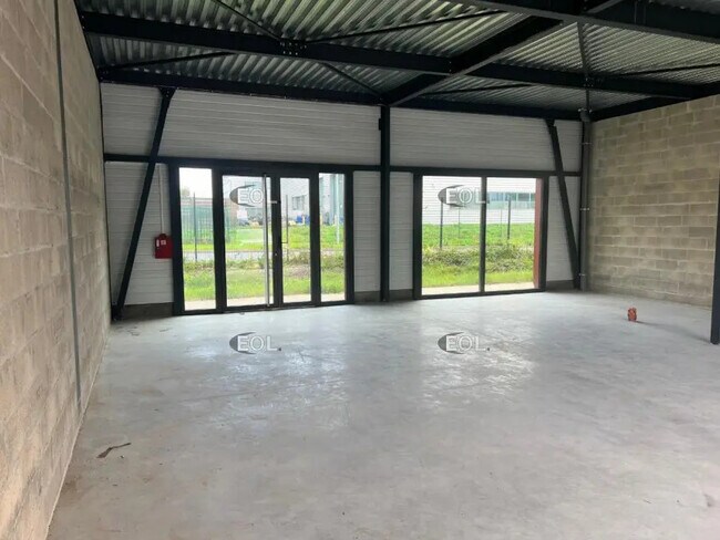 Plus de détails pour 11 Rue Marin Angiboust, Marcoussis - Local d’activités à vendre