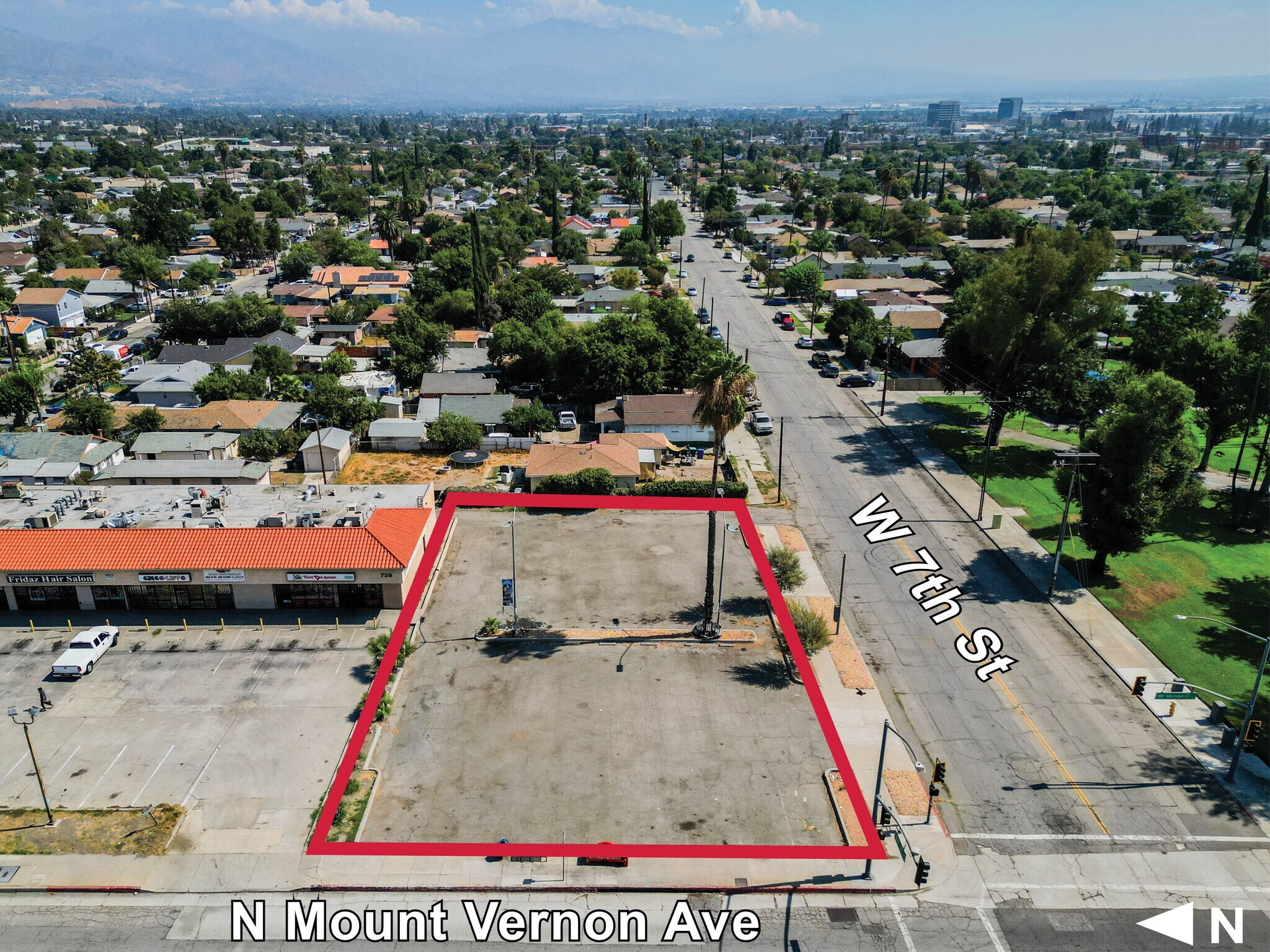 N Mt Vernon Ave, San Bernardino, CA à vendre Photo de l’immeuble– Image 1 sur 7
